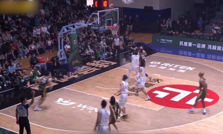 TPBL 中信特攻飛克領軍奪勝，雲豹季後賽門票再等等