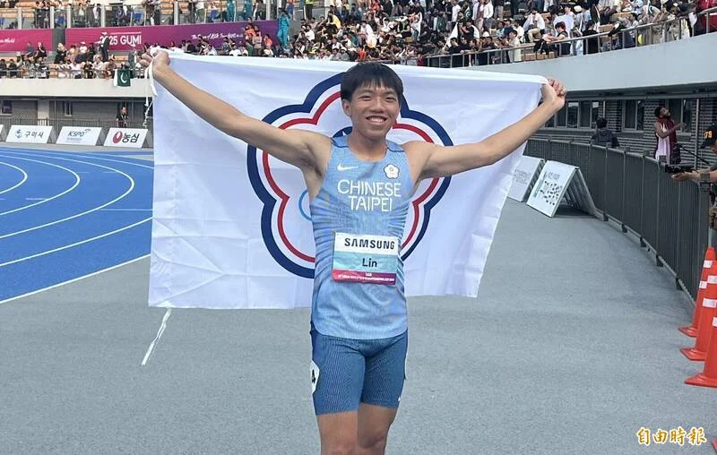 全大運林仲威跨欄奪金破紀錄，劍指亞運頒獎台