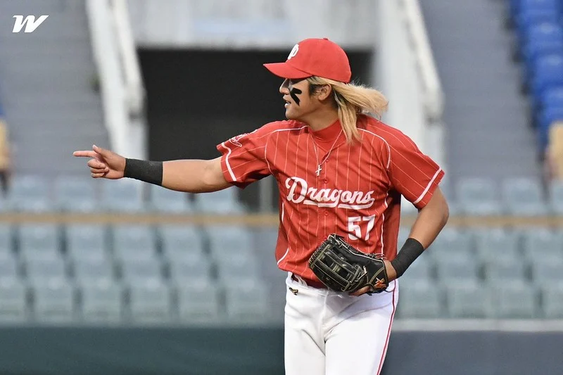 拿莫．伊漾代打建功，味全龍喜迎六連勝！