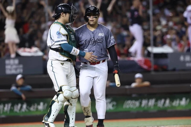 林智勝力挺陳子豪：回瞪球迷是為了保護他，誰不想打好球？