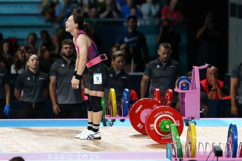郭婞淳克服腰傷挑戰，亞運決選鎖定女子舉重61公斤級